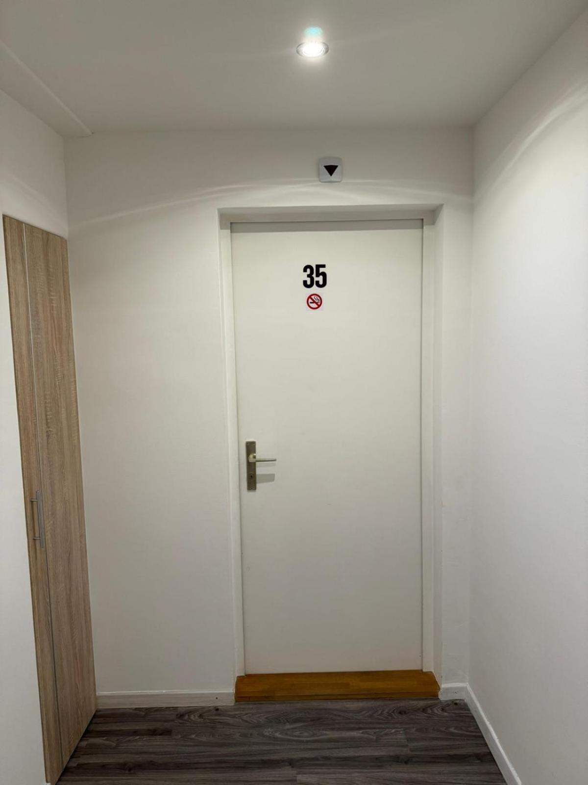 Haus Zum Ruetli Daire Chur Oda fotoğraf